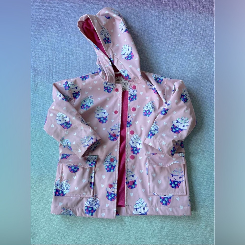 Hatley raincoat size 4T